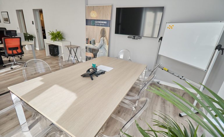 Sala profesional para eventos corporativos en Madrid