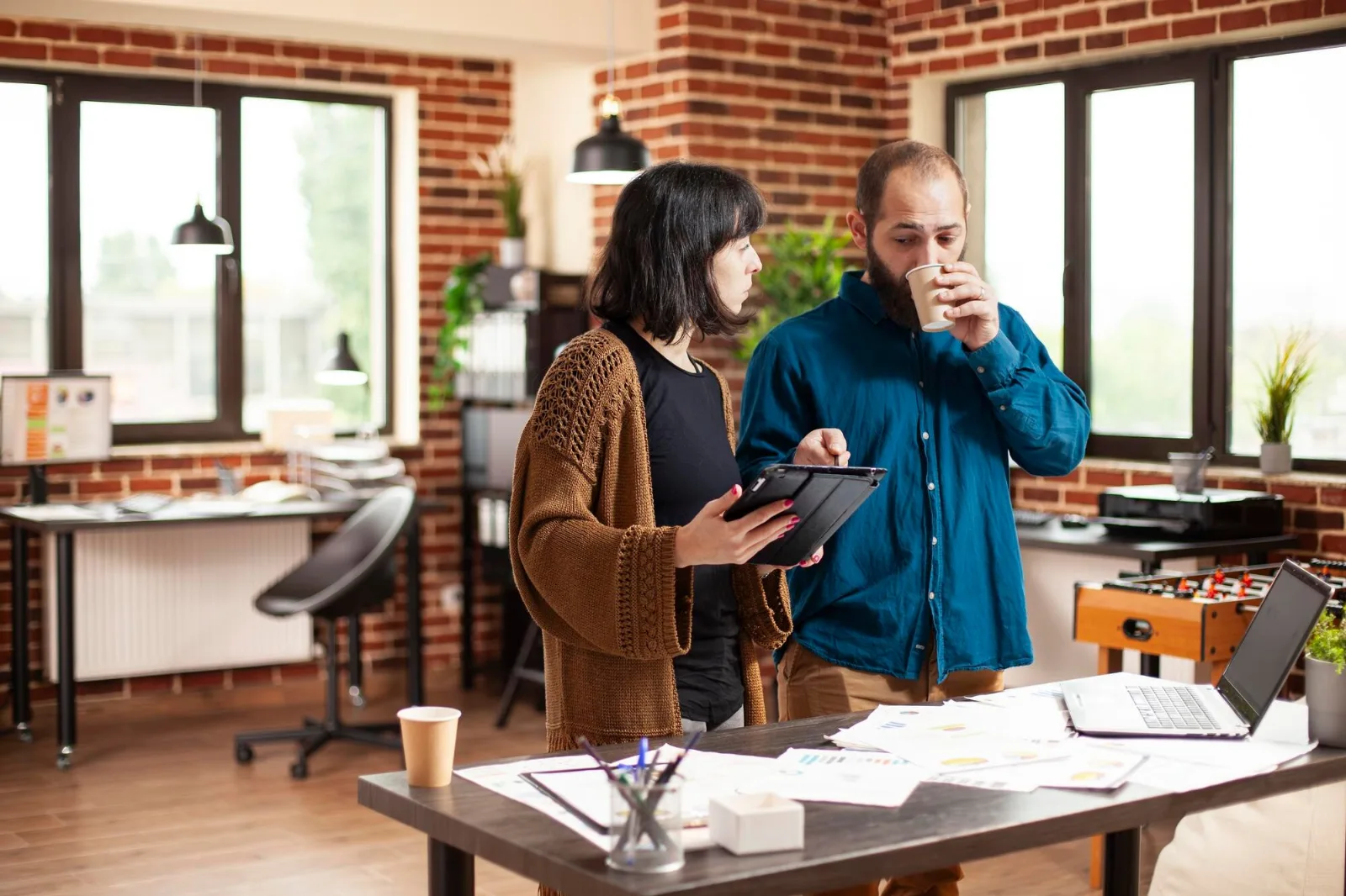 Coworking vs. oficina tradicional: comparativa de costes, flexibilidad y rentabilidad